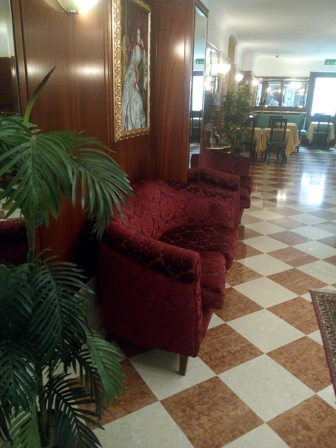 Hotel Diana Veneza Exterior foto